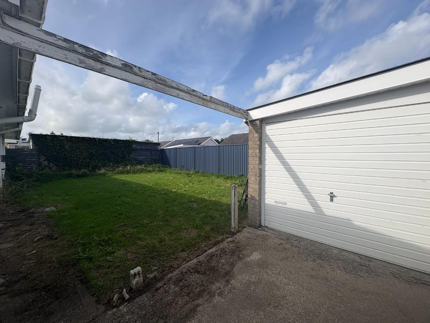 Garage & Garden.JPEG